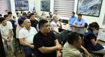 «Кыргызкөмүр»ишканасынын кызматкерлери үчүн киберкылмыштардан коргонуу боюнча маалыматтык жолугушуу